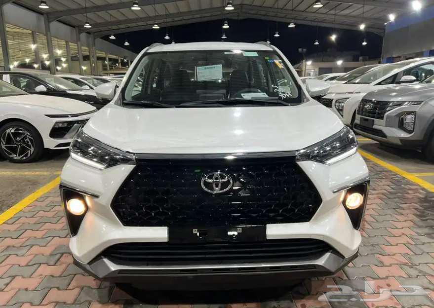 تويوتا فيلوز GLX بنزين موديل 2024 اقساط63161100622721111