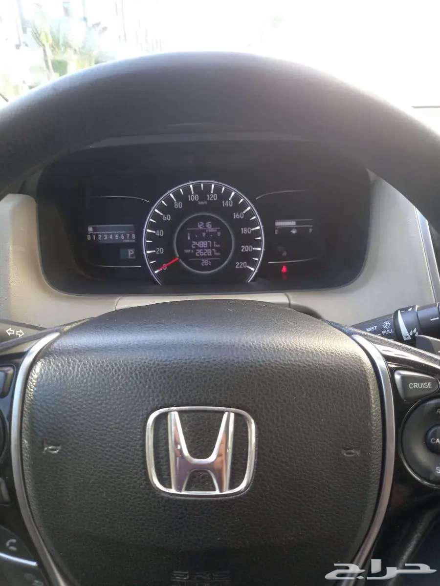Honda Odyssey 2016 is very clean63159283348227113