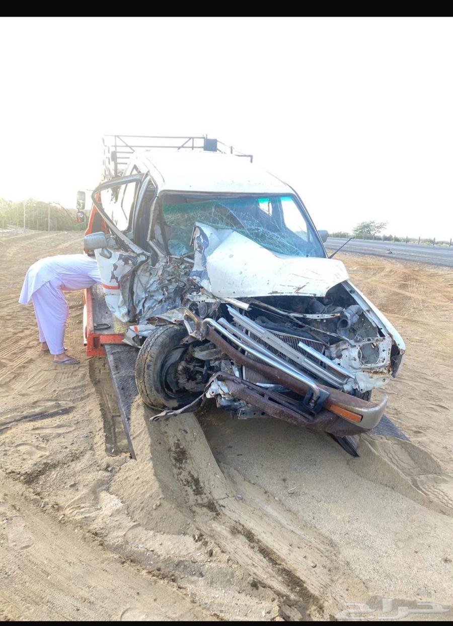 For sale, Toyota Hilux 3Y for parts63158381520385110
