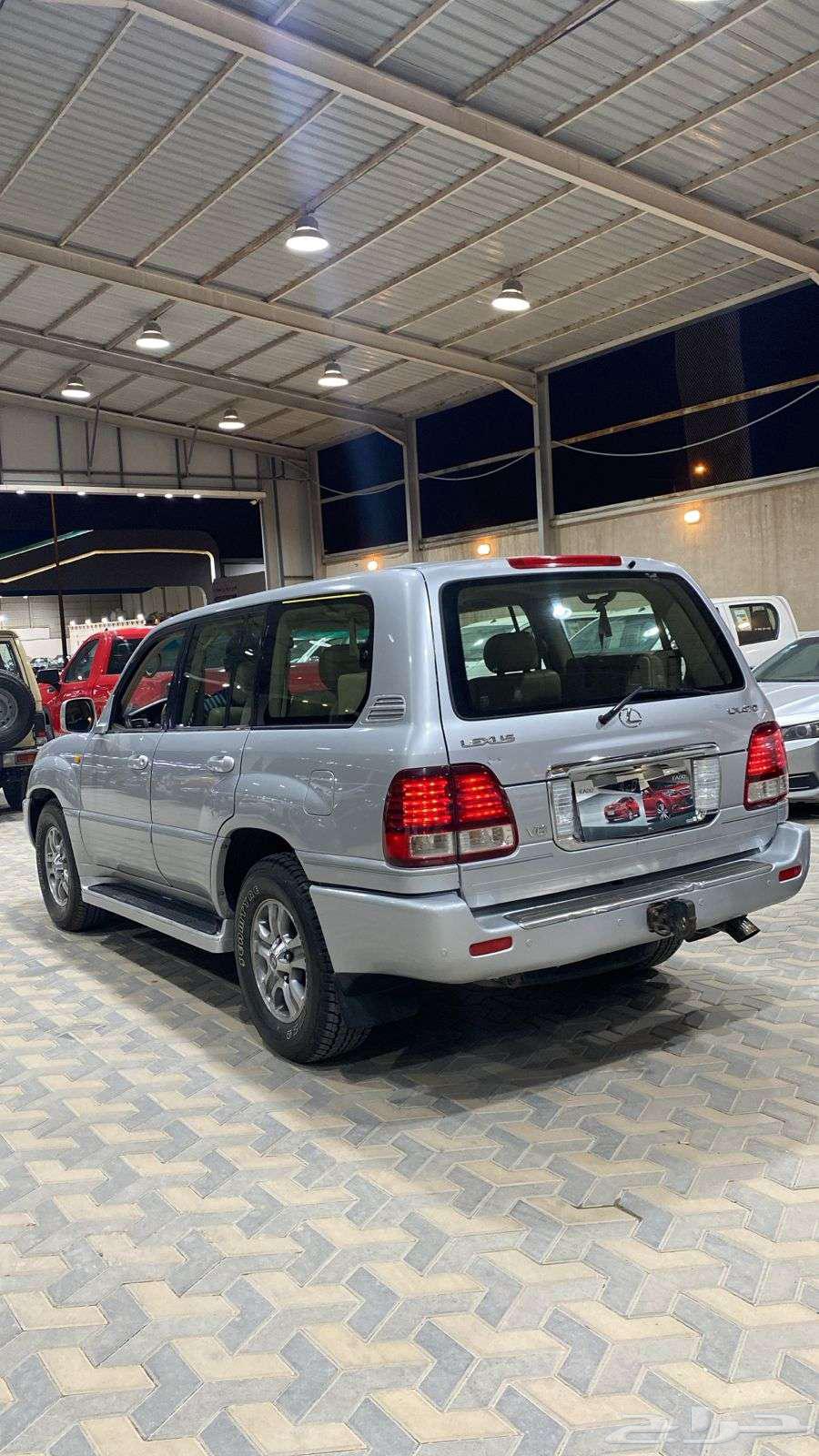 Lexus LX 570, fully loaded, Saudi model 2007, sold.63158381915010112