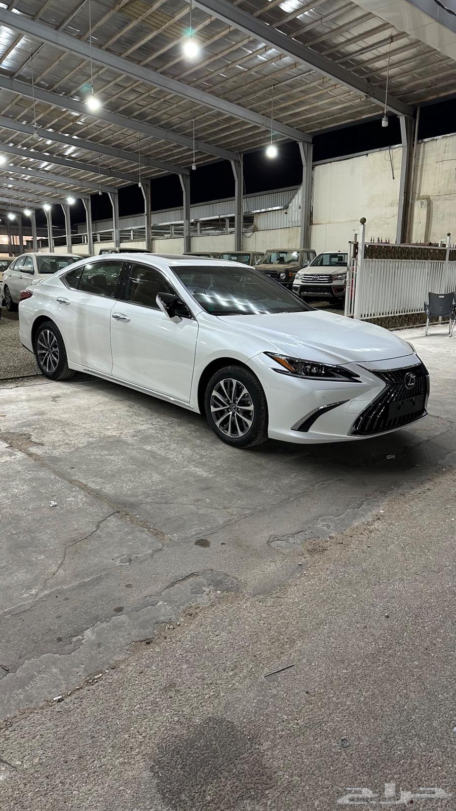 Lexus ES350 Gulf imported by Al-Sayer 2025, price 193,50063160638112258111