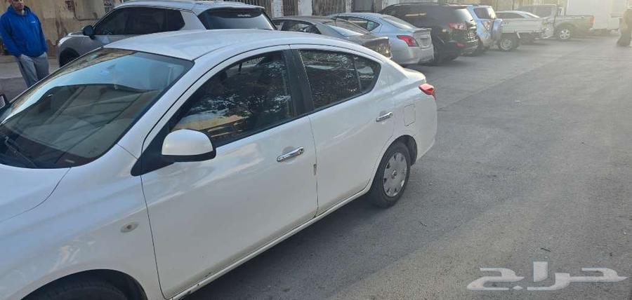 Nissan Sunny 201663159729811073111