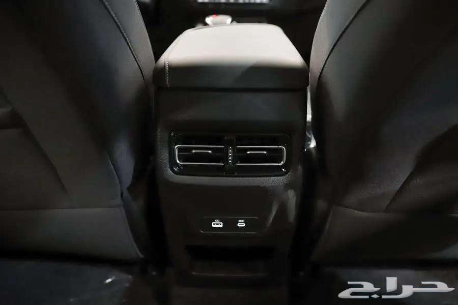 Geely X7063160652746625112