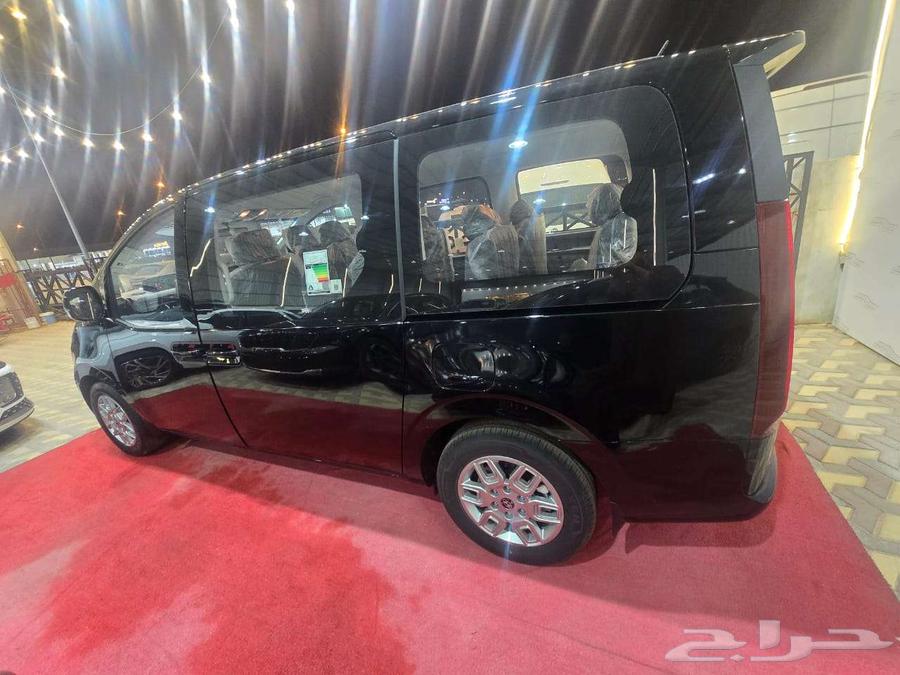 Hyundai Staria 11-passenger diesel 202563159275903874112