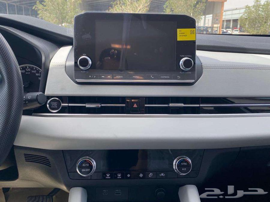 Mitsubishi Outlander Standard 5-passenger Saudi 202563158828043906113