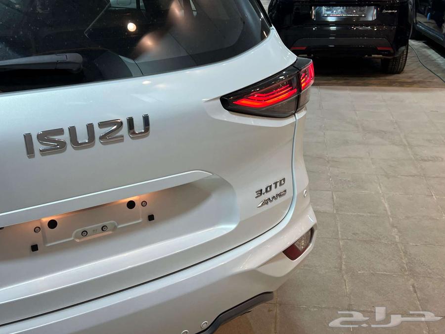 Isuzu MU-X Full Option 2024 Double63162040873091112