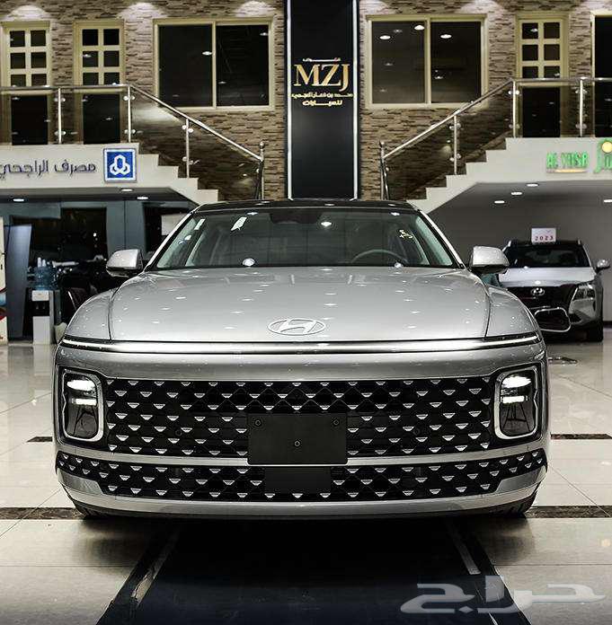 Oh people of luxury and pride, Azira 2025 has arrived, a car that lifts your head high63152316424066112