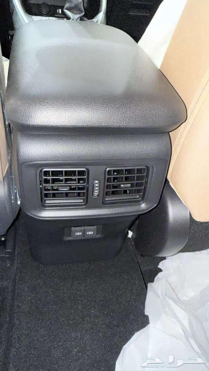 Toyota RAV4 XLE 2.5L Gasoline 2025, Cash and Installments63157011412993112