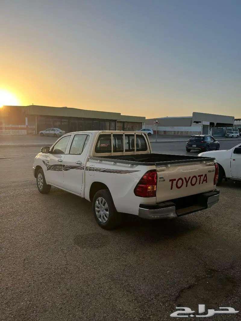 Today's offer: 2025 Hilux GMR without double cab at the lowest prices63157010857985111