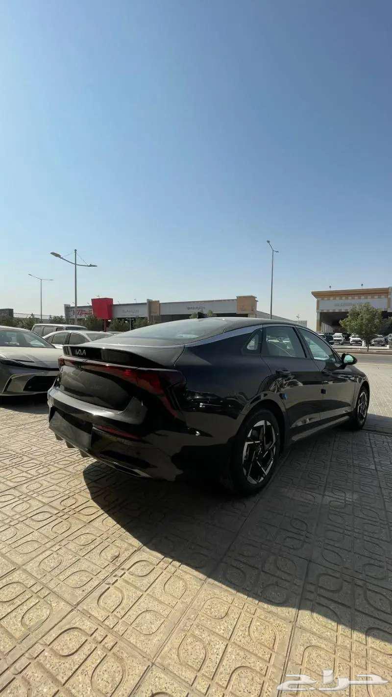 كيا K5 2025 استاندر مطور ( ابيض - رمادي )63153728816130111