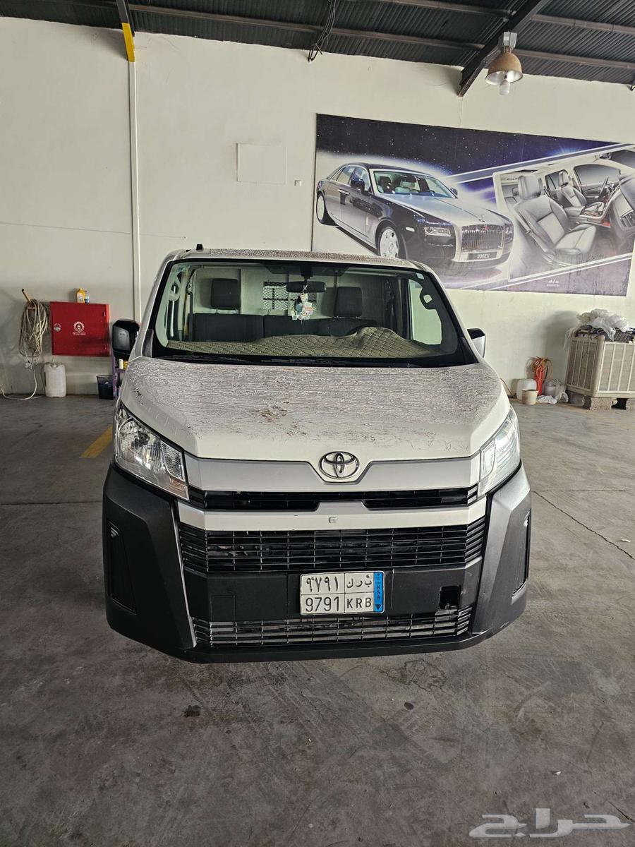 Toyota Bus 202063155572080257111