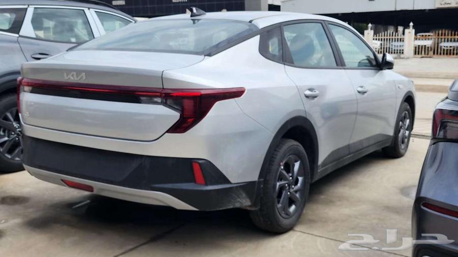 Kia K3 Standard 2024 available with various colors and excellent prices63156065792258113