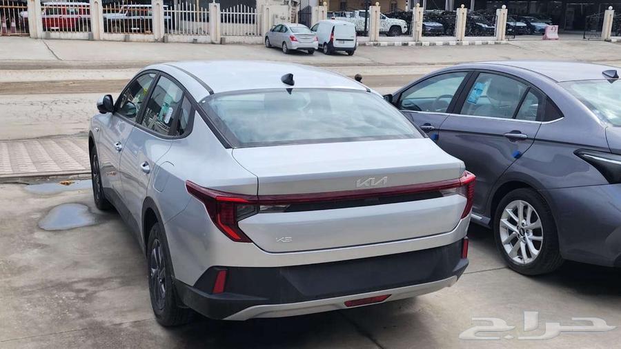 Kia K3 Standard 2024 available with various colors and excellent prices63156065792258114