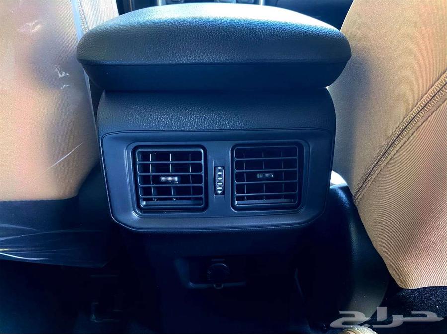 Toyota RAV4 LE Gasoline 4WD 202563157018817410114