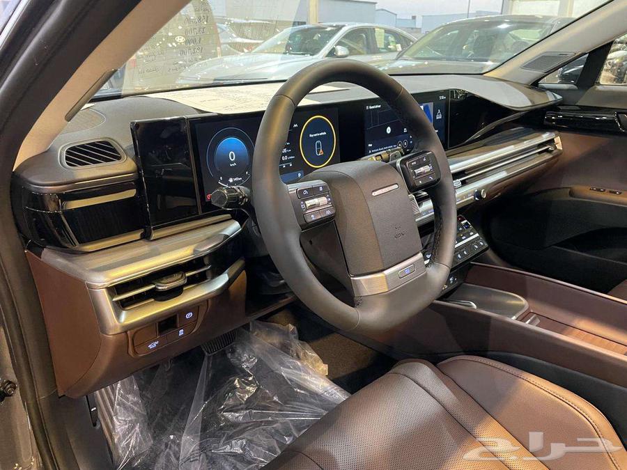 Hyundai Azera Classic 2025 SUV with installment plans available through all banks63151418359043114
