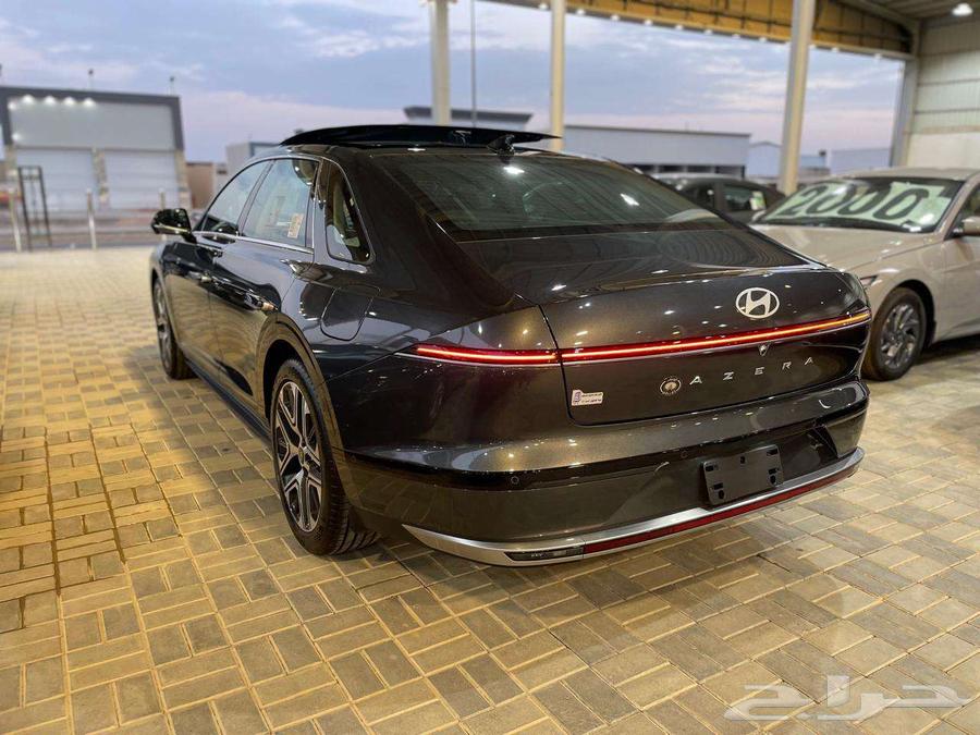 Hyundai Azera Classic 2025 SUV with installment plans available through all banks63151418359043113