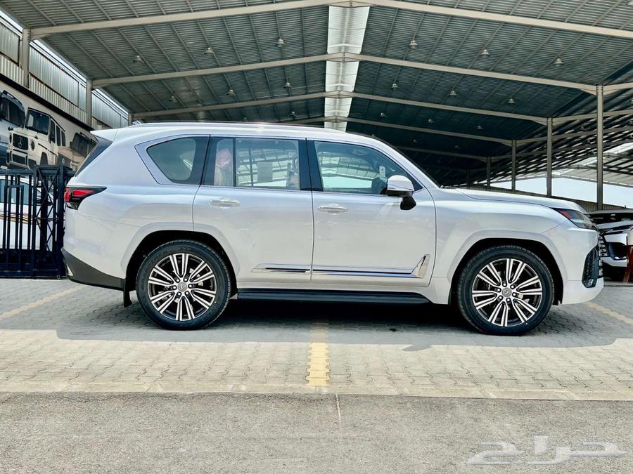 Lexus LX600 BB Prime 2025, white, cash and installment63157491581185111