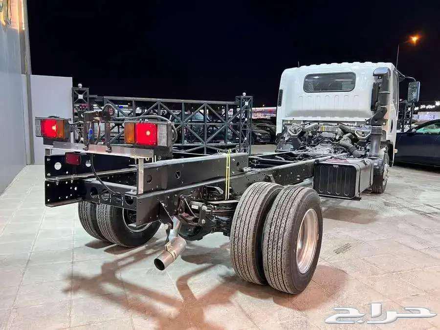 Isuzu 2025 Dina 6-ton long chassis 6.10 cash and installment63157026199425111