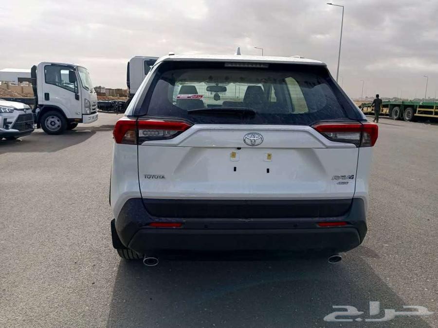 Toyota RAV4 XLE 2025 cash and installment63156069335425112
