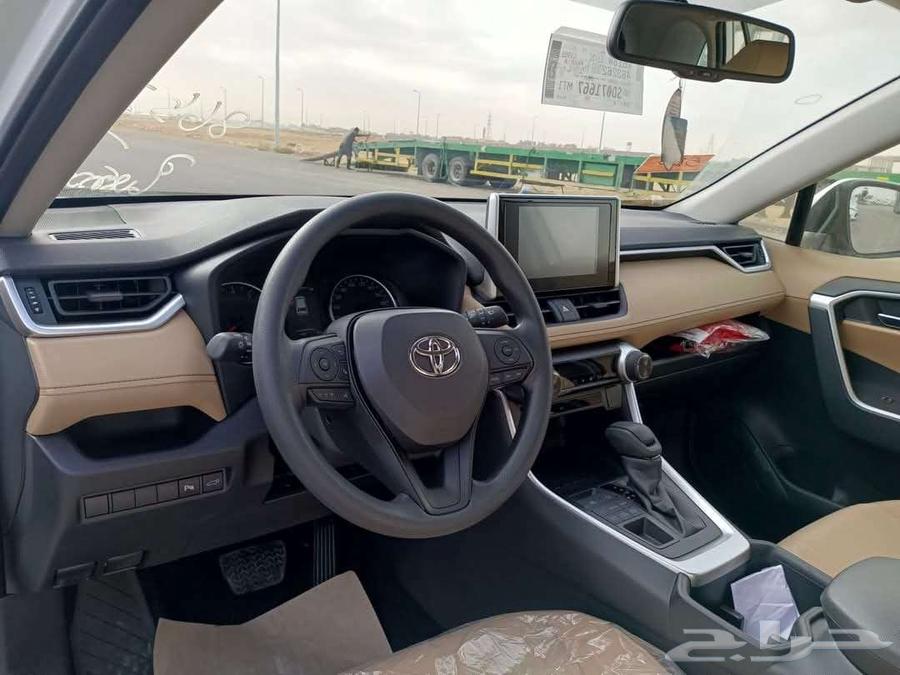 Toyota RAV4 XLE 2025 cash and installment63156069335425113
