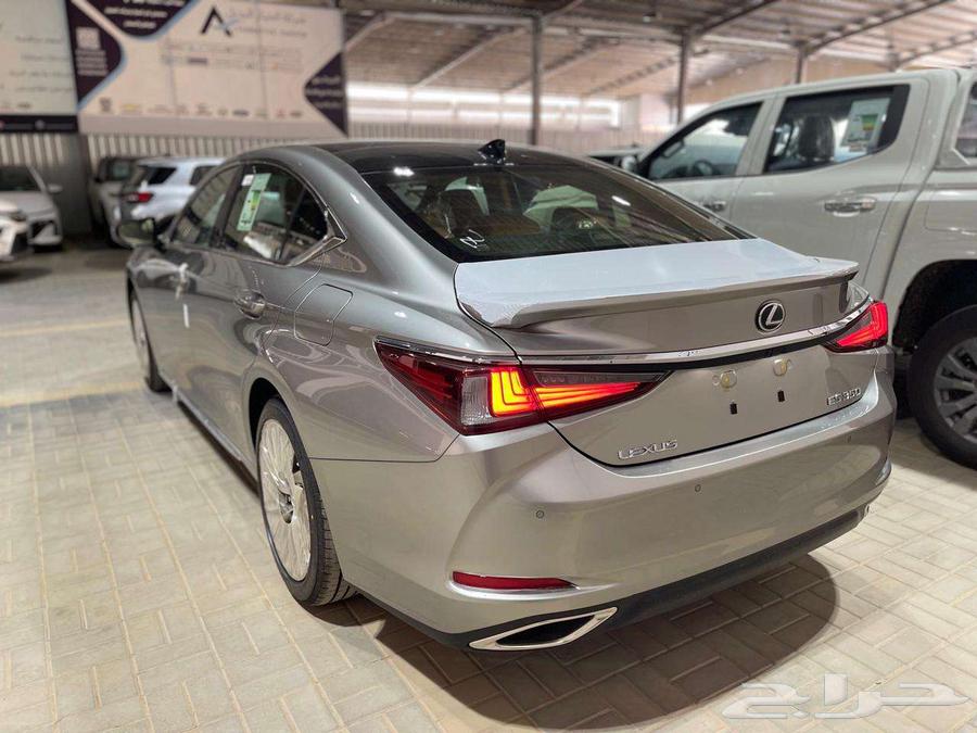 Lexus ES350 2025 Cash - Installments63153265556611112