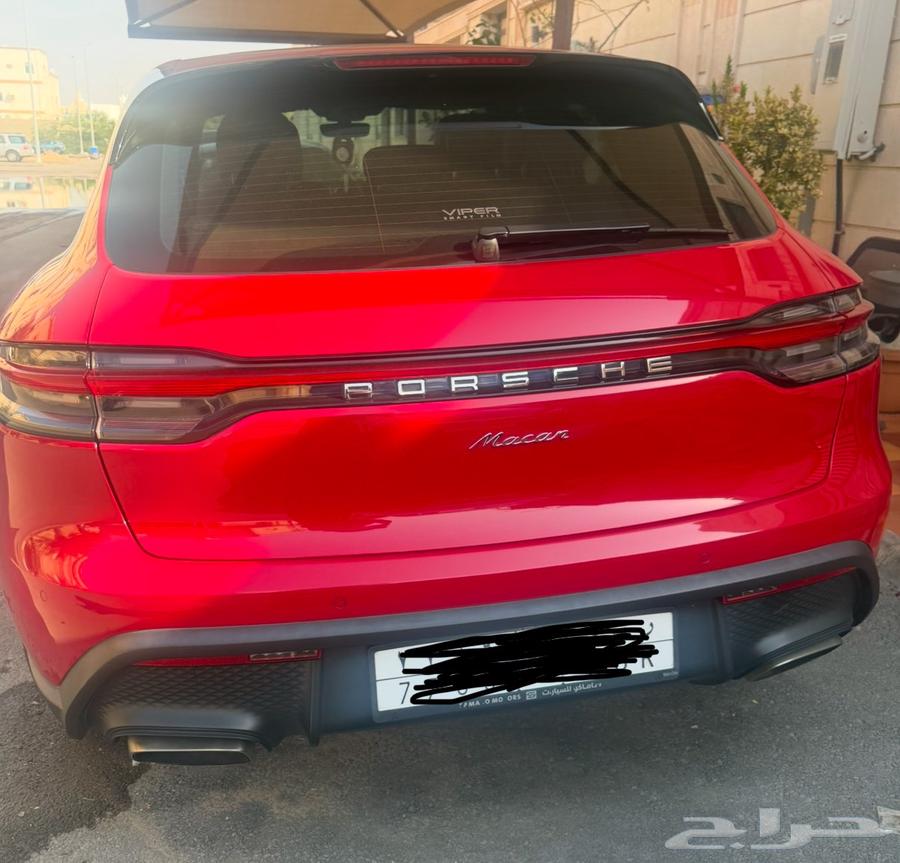 Porsche Macan Red 202263153743829379111