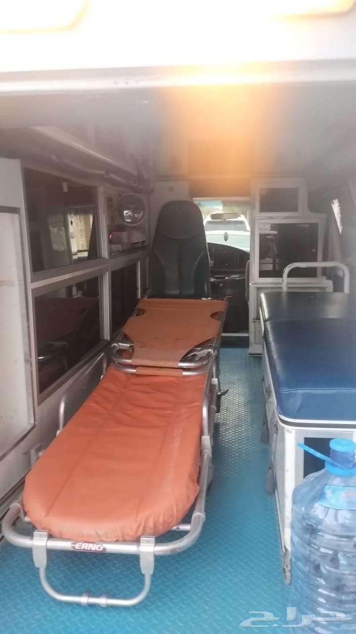 سيارة اسعاف مجهزة بكامل الاحتياجات وجاهز للعم (فور فان 2006)63147220259843112