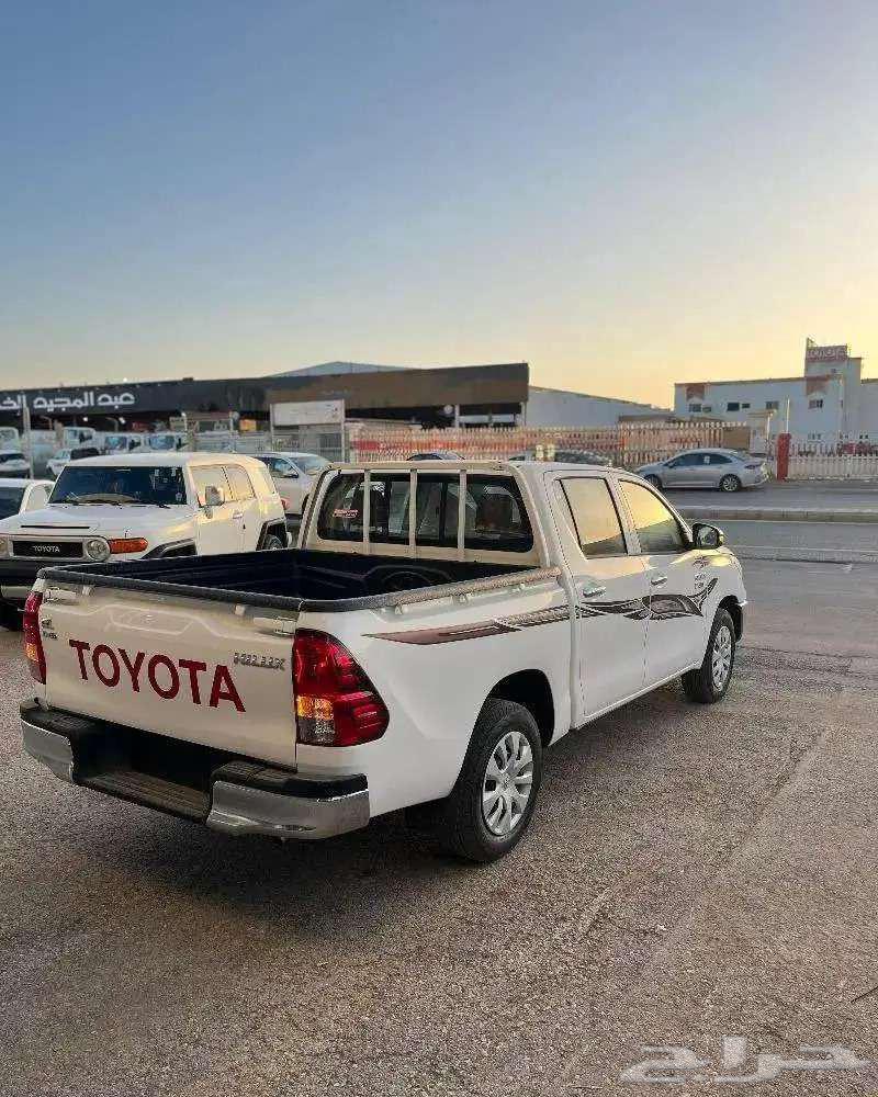 Toyota Hilux 2025 Diesel GL, cash and installment options available for individuals and institutions63151440515201112