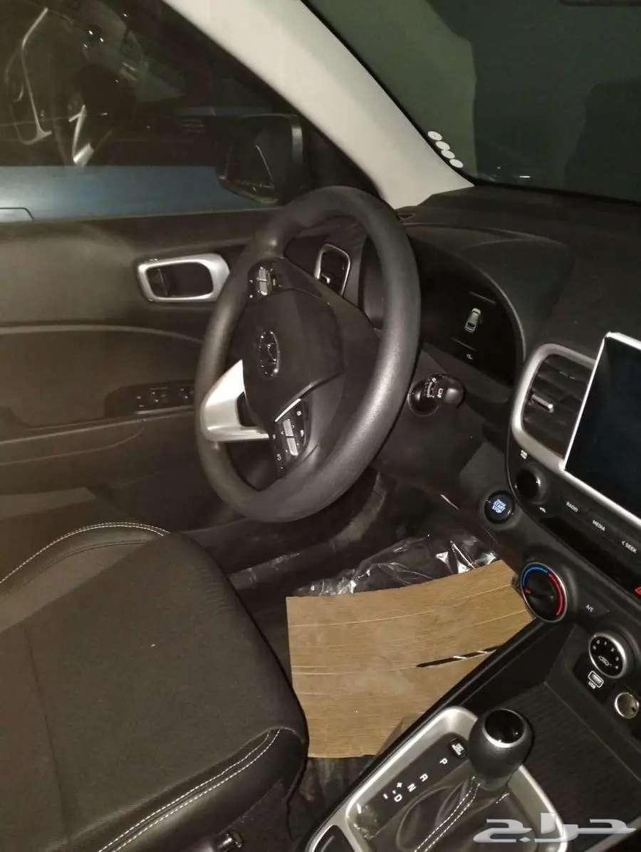 Hyundai Venue Smart - Lowest Price63150057146498114