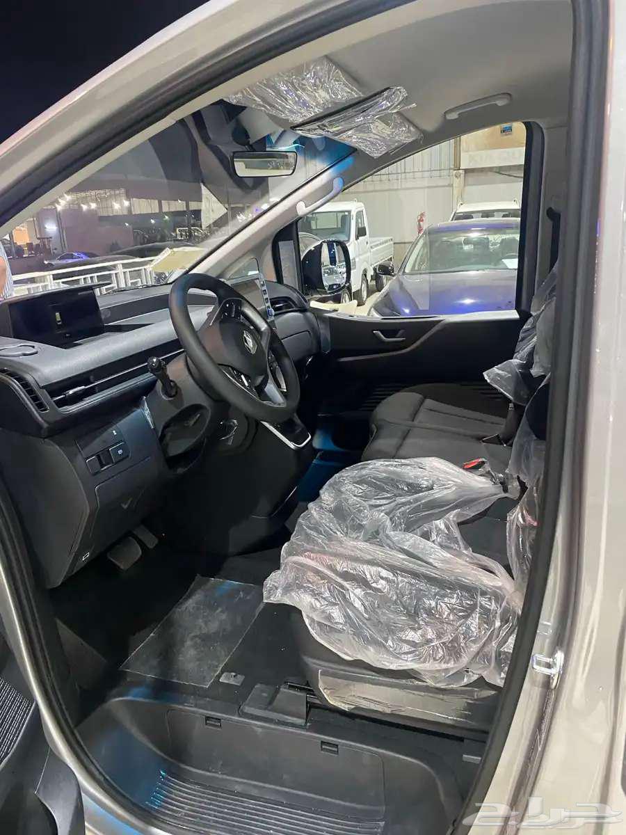 Hyundai Staria Diesel 9-Seater 2025 (Best Price)63151902914945112