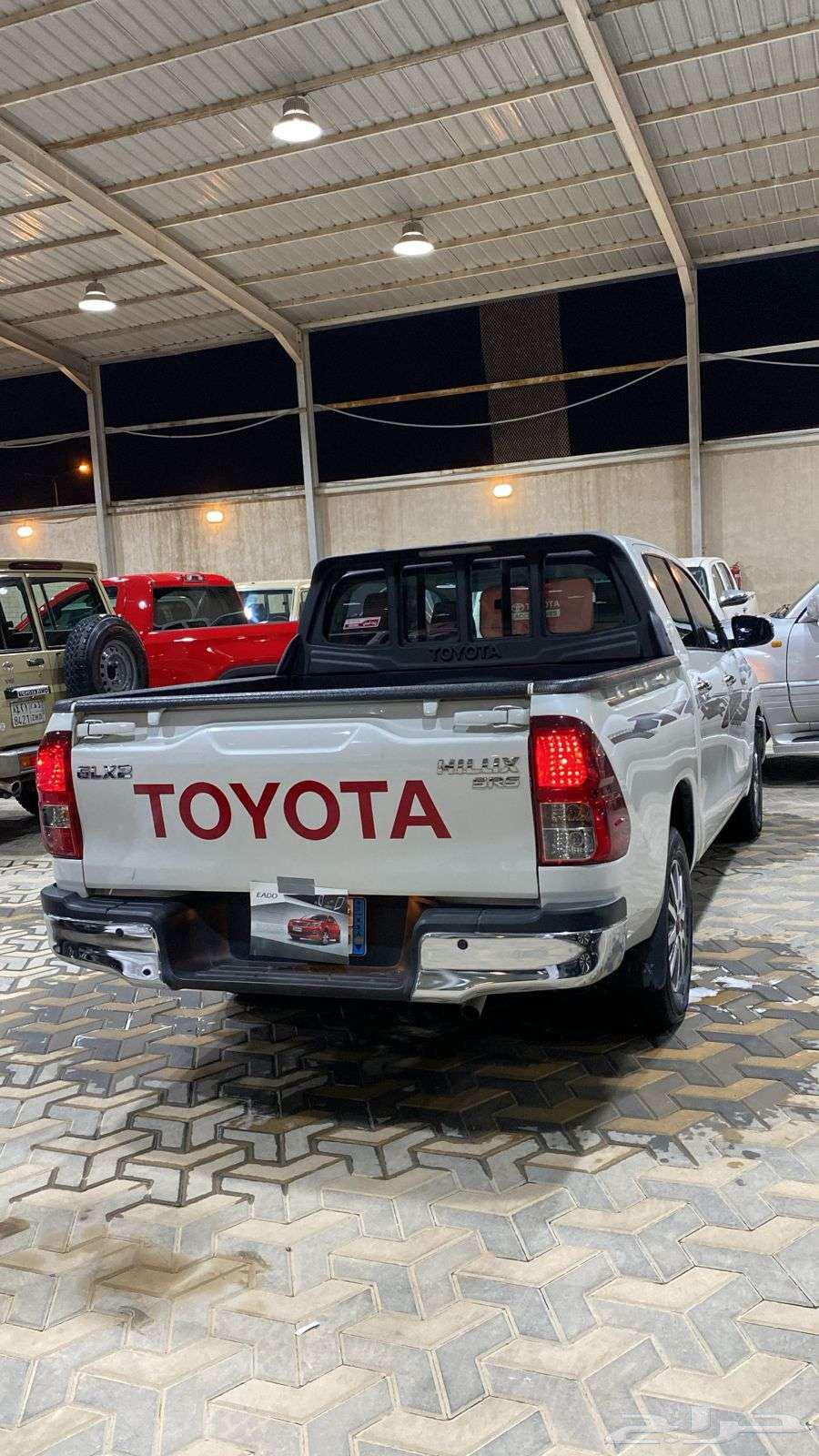 Toyota Hilux GMR2 gasoline Saudi model 2021 sold63149164602113112