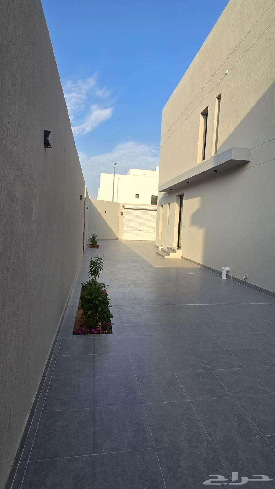 فيلا للبيع بحي طيبة63011205126273112