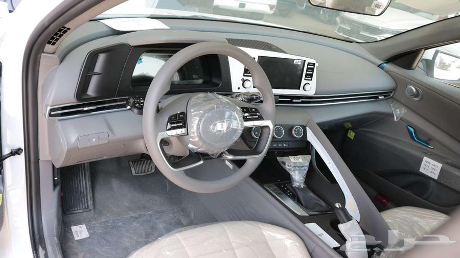 Hyundai Elantra 2025 (Installments)63150041993731112