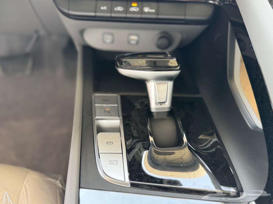 Hyundai Elantra Smart 2025 (Cash and Installments)63150045782017114