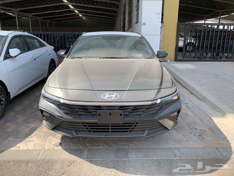 Hyundai Elantra Comfort and Smart 2025, sunroof, 1600cc - price 82,50063149621994753113