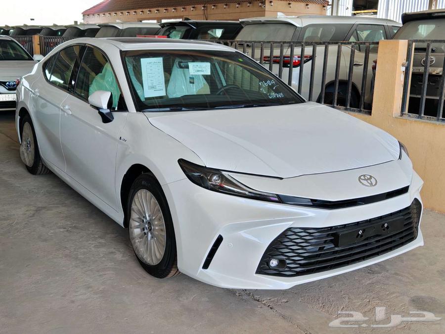 Camry E Plus Plus Hybrid 2025 sunroof opening63149150324482112