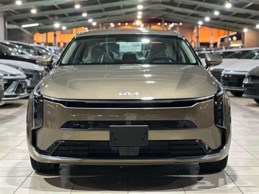 The new Kia K8 2025 model has just arrived at Al-Jaber agency.63147220662915112