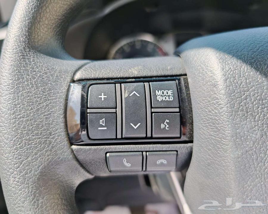 Toyota Hilux GMR2 GLX gasoline model 202563150517393794112