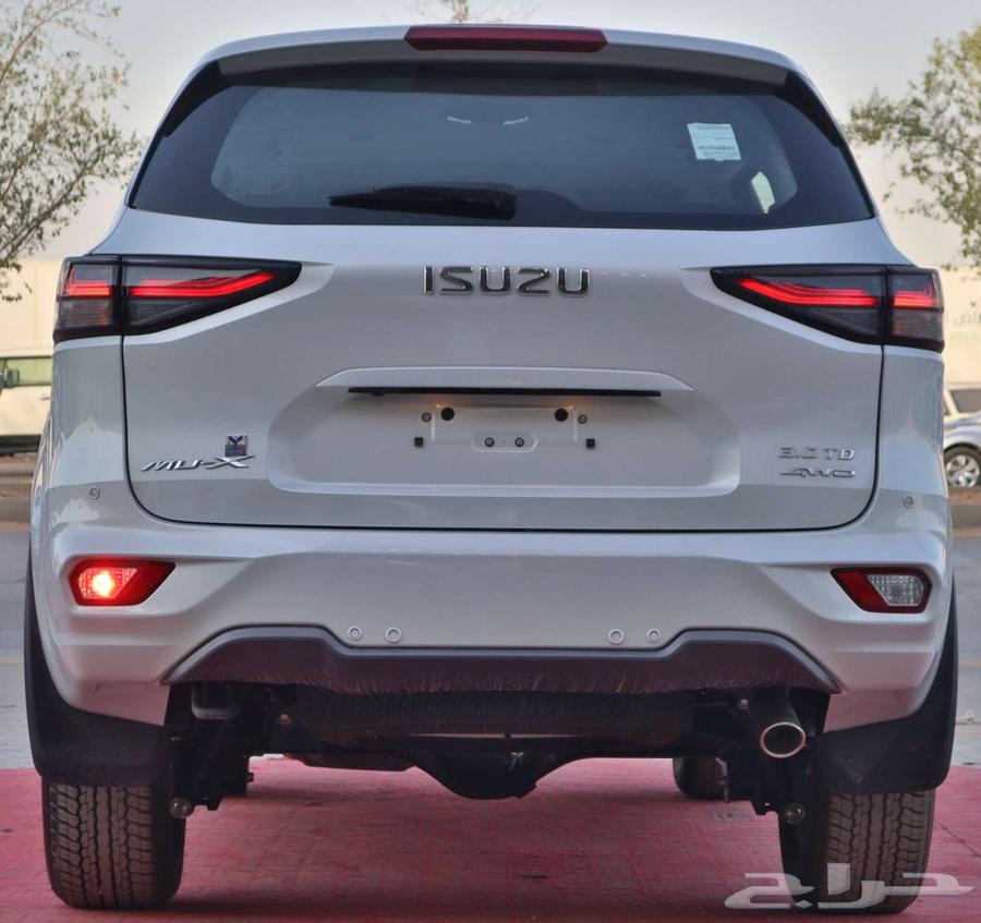 Isuzu MUX full option, double diesel, Saudi 2024, bank sales offers63151451114499111