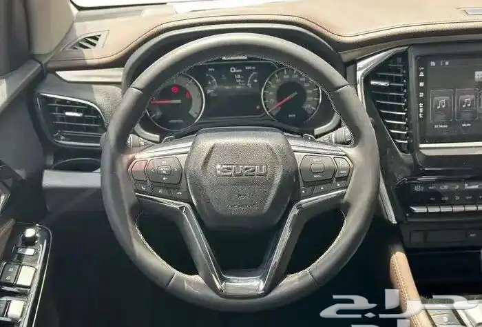 Isuzu MUX - Lowest cash and installment price63146325034241114