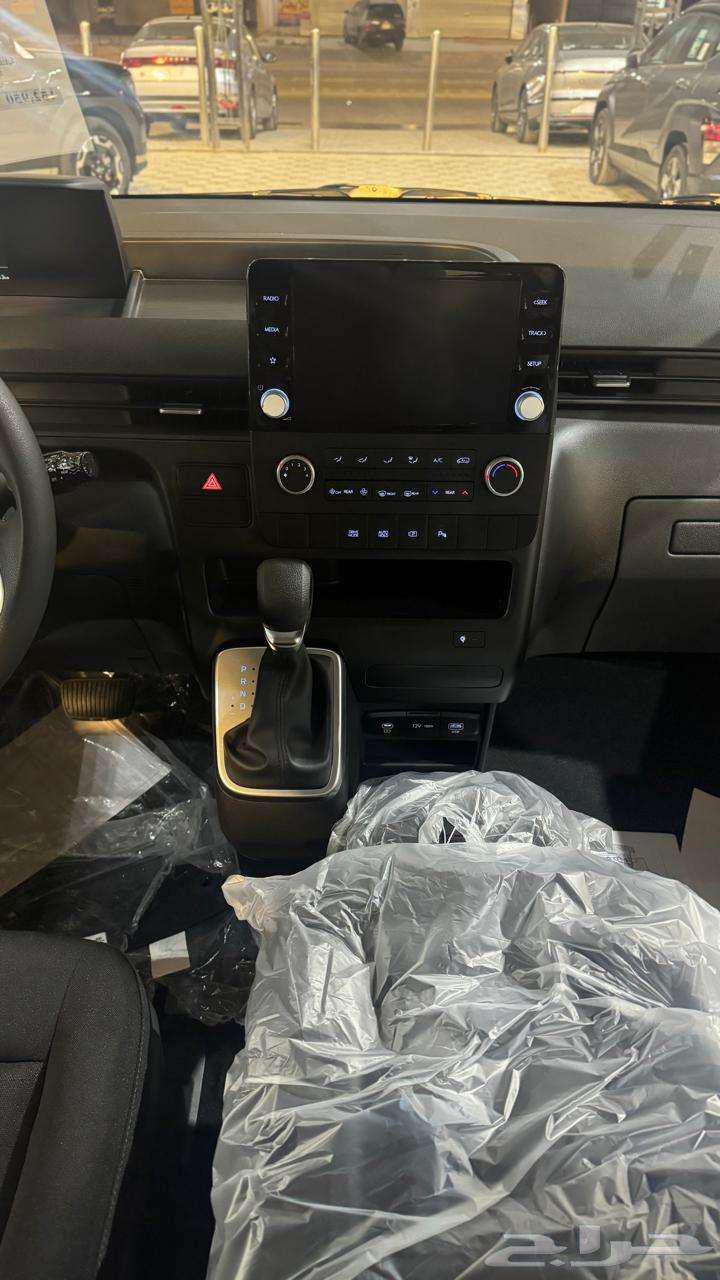Hyundai Staria 2025 diesel automatic63143511924483111