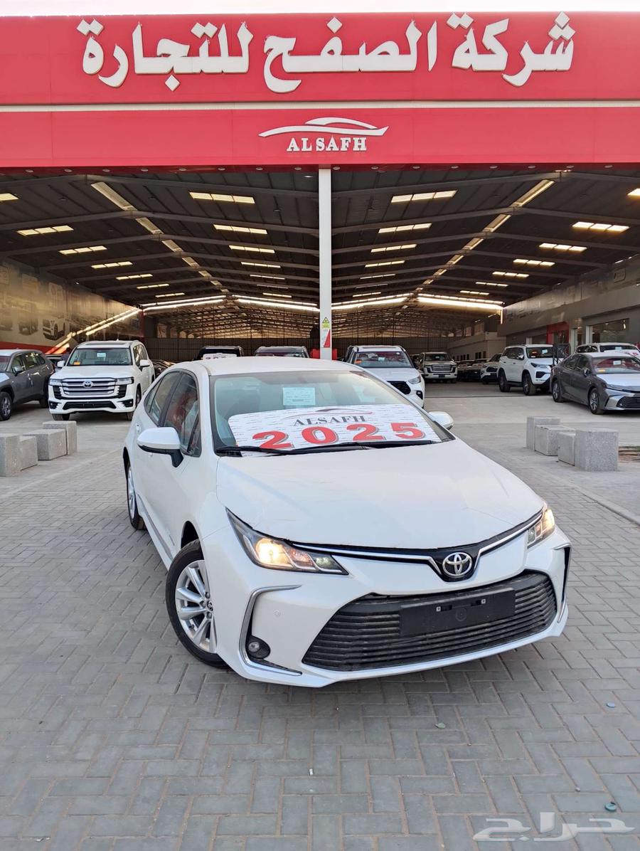 Toyota Corolla upgraded rims, 2.0 engine, 2025 model available at Al-Safah63147263284995111