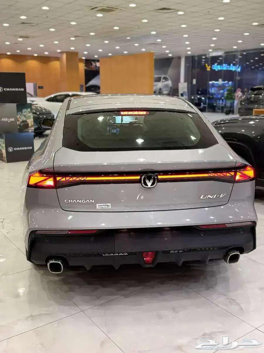 شانجان يوني في 2025 اليت 1500 سي سي وسبورت 2000 سي سي63010948384129114