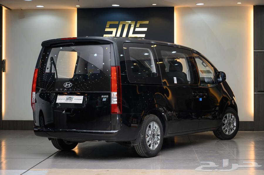 Hyundai Staria Passenger Van Model 202563145828114179112