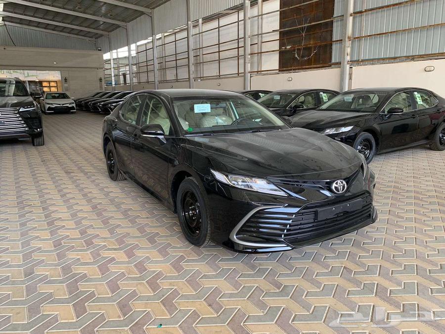 Toyota Camry LE Standard 2024 Gulf version63143983315330112