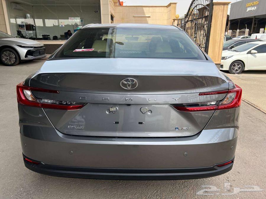 Toyota Camry ePlus 2025 available for cash and installments63144459167618113