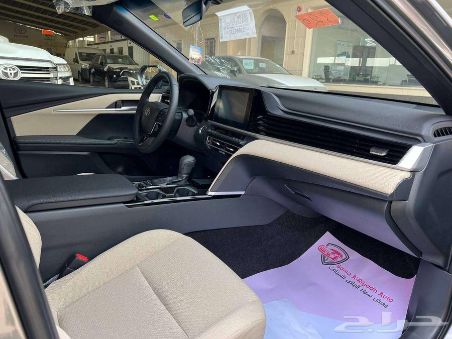 Toyota Camry ePlus 2025 available for cash and installments63144459167618112