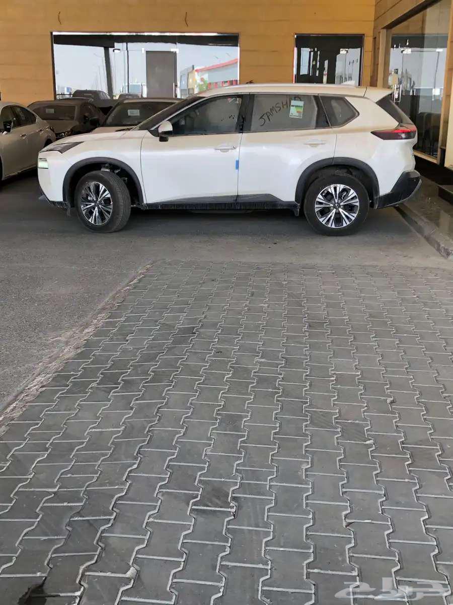 Nissan X-Trail SV, half full, double 7-seater, 2023, installment 1600 at Al-Hasan63142632820867112