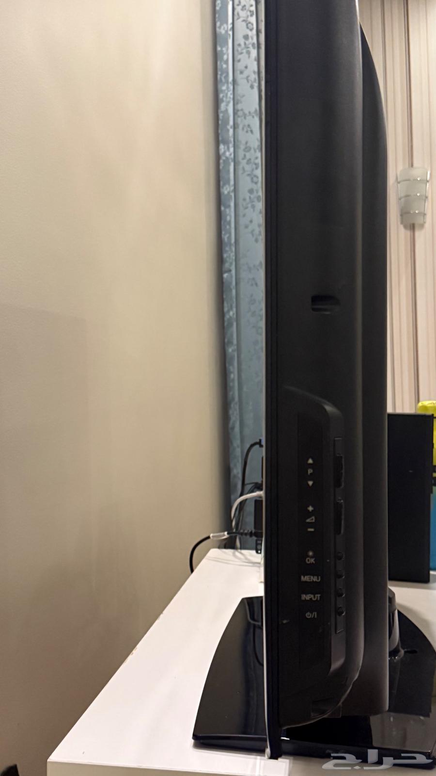تلفزيونالشكل  شاشة LG فل اتش دي نظيفة جدا  للبيع63091914228098114