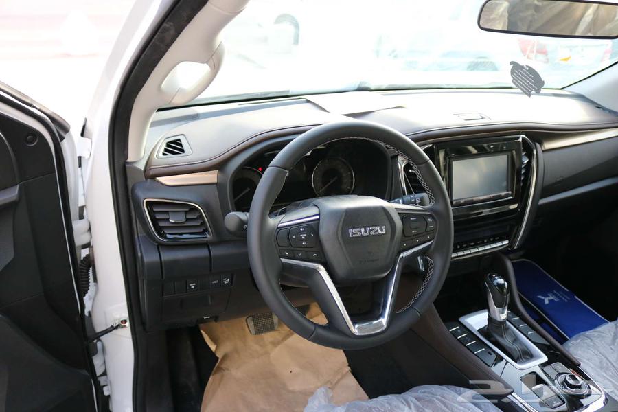 Isuzu MUX full option 2024 cash and installments63140232379523114